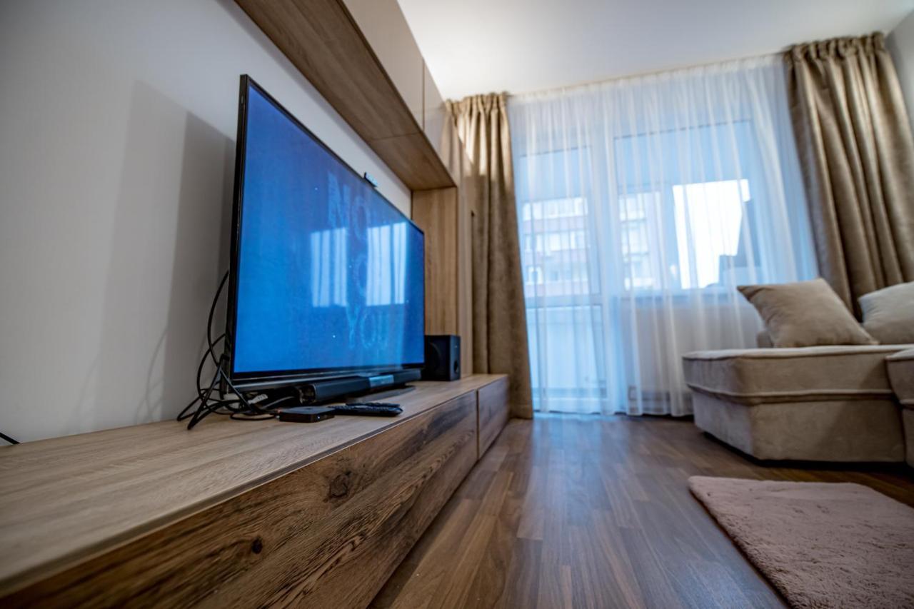 Apartament 3 Camere Royal Brasov Luaran gambar