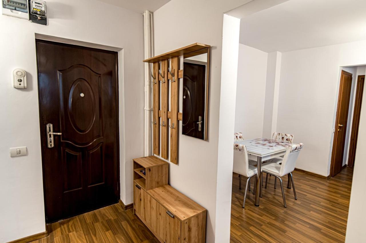 Apartament 3 Camere Royal Brasov Luaran gambar